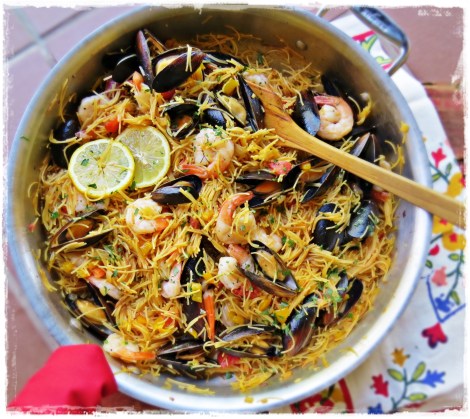 The taste of paella, the ease of fideo.